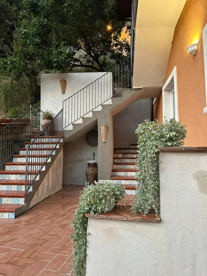 Le Maioliche Villa Saponara Buitenkant foto
